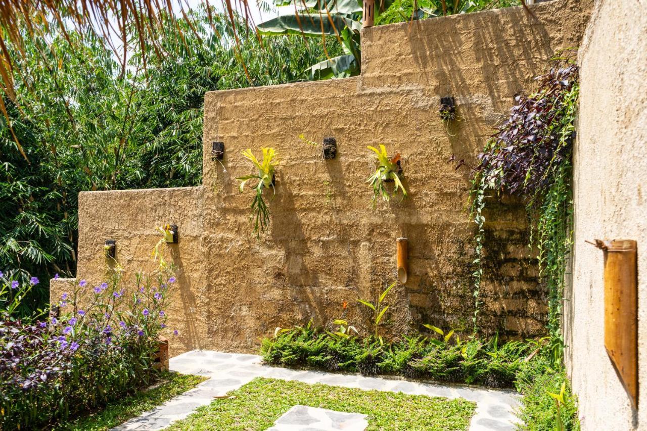 Bali Bamboo Jungle Huts And Hostel Tampaksiring Екстериор снимка